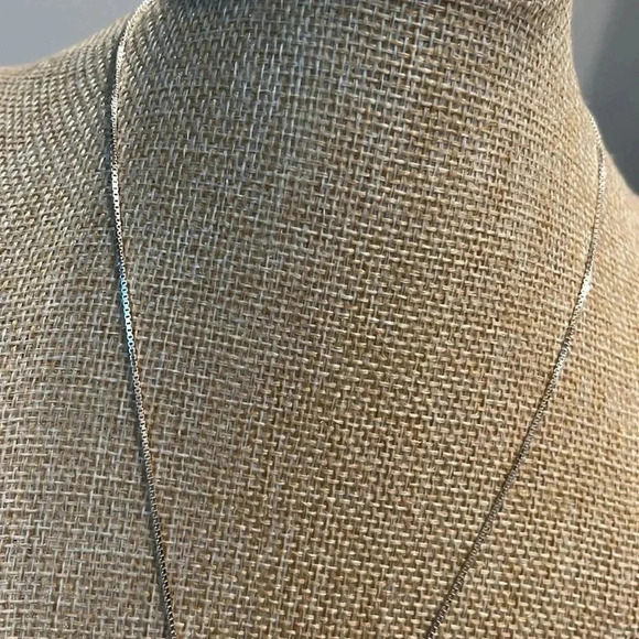 Vintage Sterling 925 Silver Beaded Coral Pendant on New 20" Sterling Box Chain - Picture 5 of 8